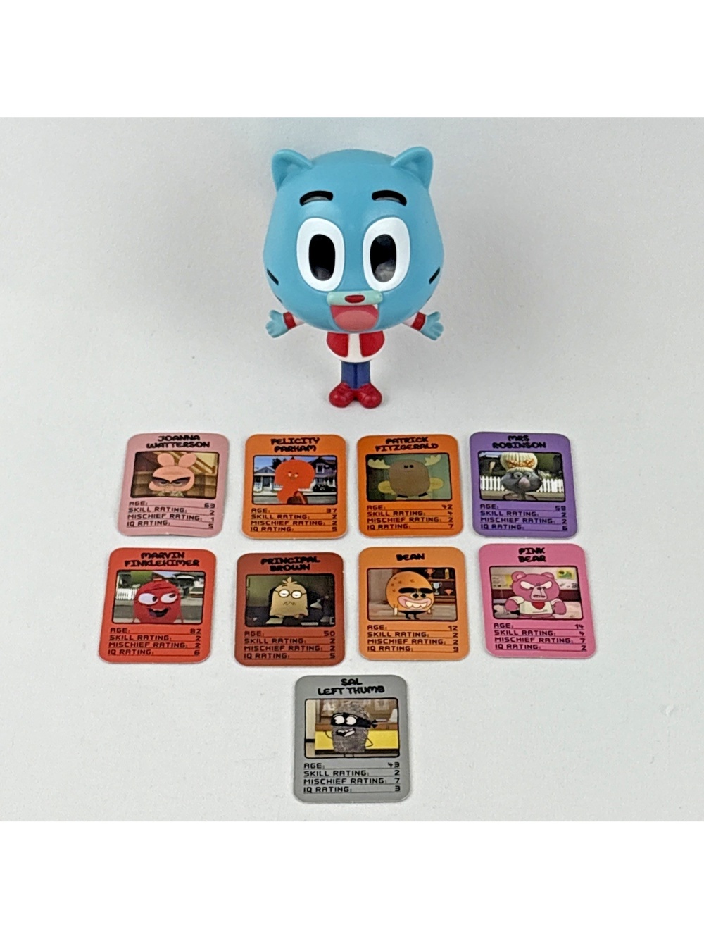 McDonalds The Amazing World Of Gumball Card Case Gumbal Figure 2018 with 9 Cards